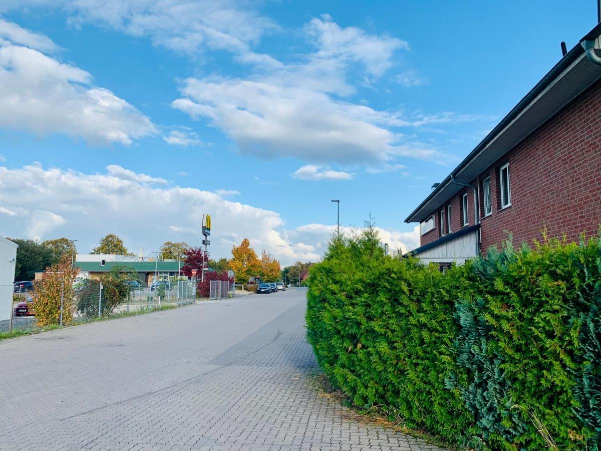 Dua Hotel Wennigsen Exterior photo